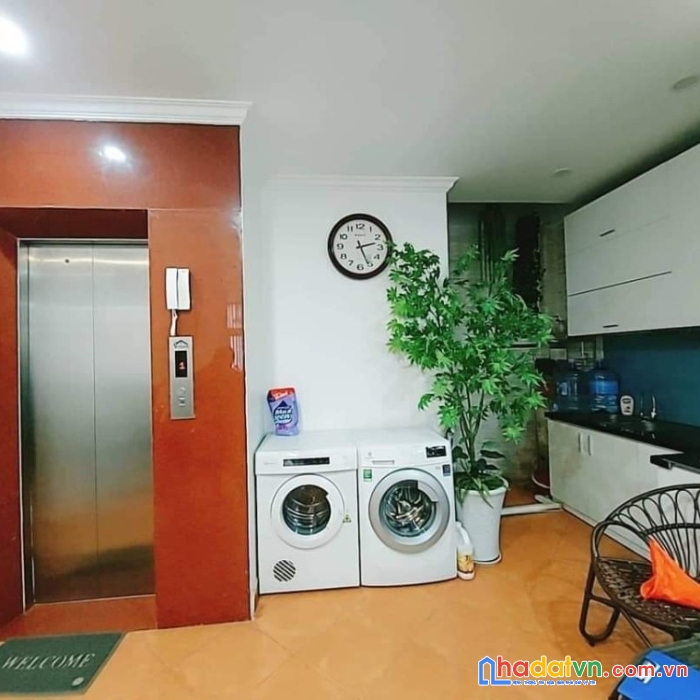 Bán nhà gần phố huế hai bà trưng 50m2 x 7 tầng mt 5.1m giá 24 tỷ