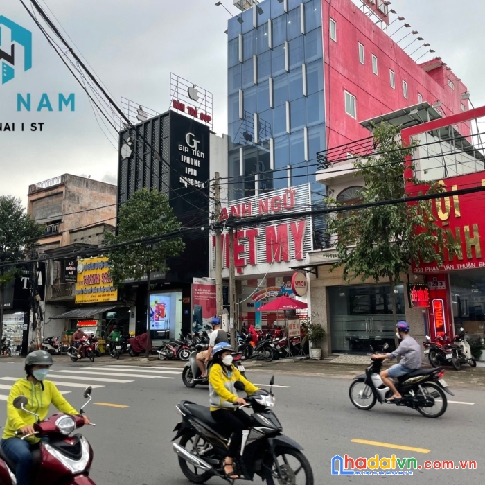 Cho thuê nguyên căn mặt tiền phạm văn thuận gần vincom biên hoà