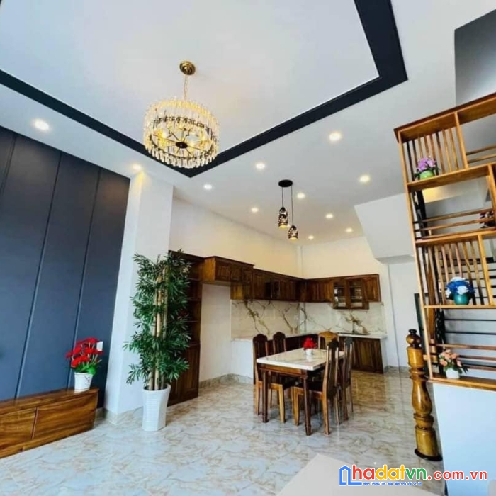 Bán nhà 1 trệt 2 lầu hẻm oto cầu dứa vĩnh ngọc nha trang