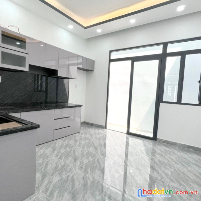 Nhà mới xây 4 tầng hẻm âu dương lân p3q8. giá 5,8 tỷ tl