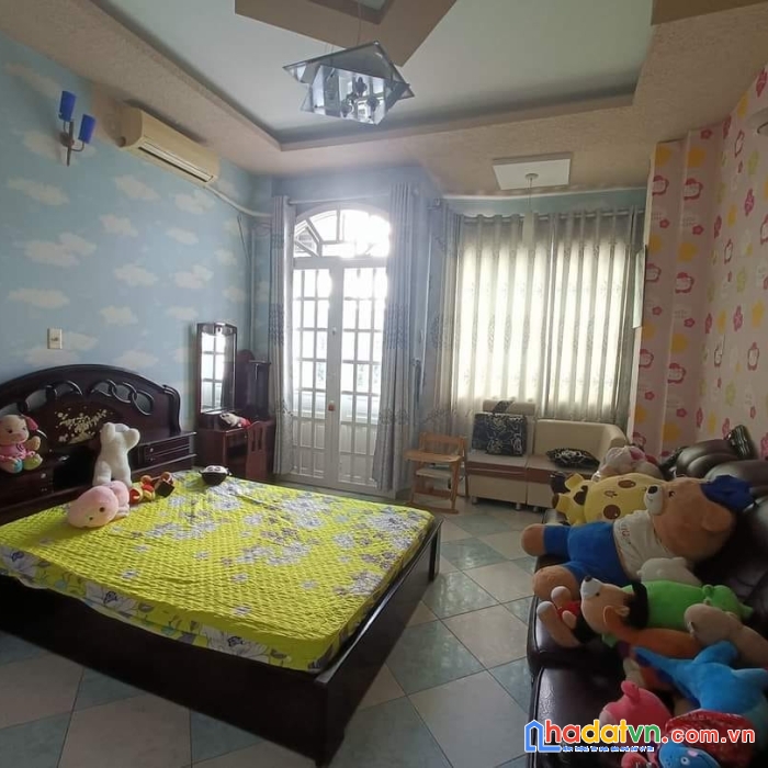 Bán nhà gần quận 1, phan văn hân, bình thạnh 60m2 ngang 8m chỉ 6,1 tỷ hẻm đẹp