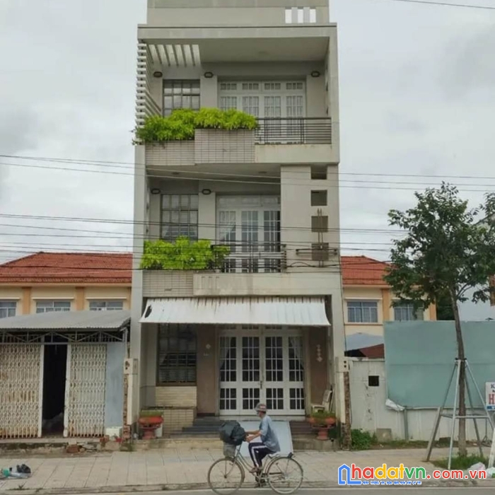 Nhà thanh khê, mặt tiền biển nguyễn tất thành, vị trí đẹp để kinh doanh
