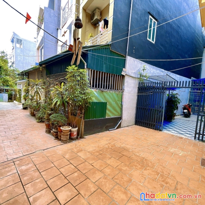 Nhà 42m2 x 3,5 tầng ngõ trung hành, giá 2.35 tỷ