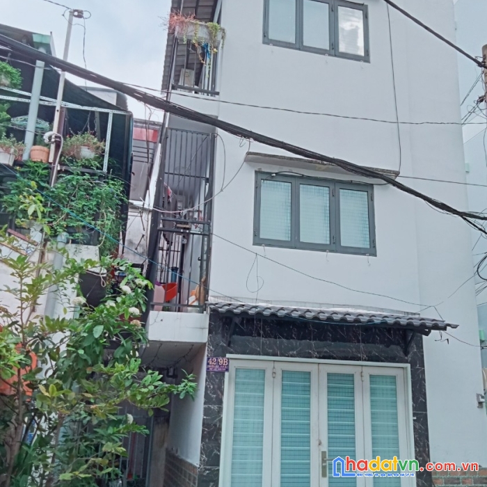 Nhà bán căn góc hẻm thông 5c đường võ trứ p9q8 - giá : 1.9 tỷ