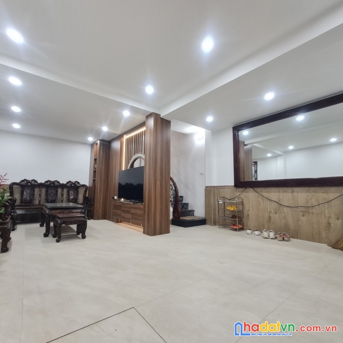 Bán nhà tt quận thanh xuân, lô góc-ngõ thông-kinh doanh, giá hơn 4 tỷ
