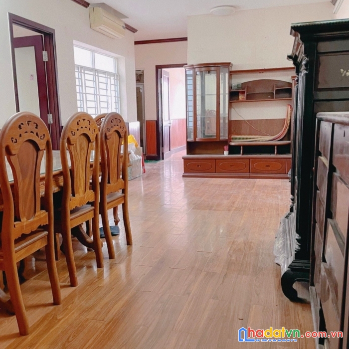 Bán căn góc 106.6m2 c/c him lam nam khánh đường dương quang đông p5q8