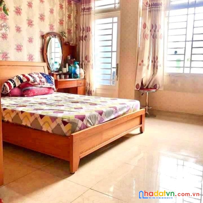 Bán nhà mặt tiền, đường số 4, phường 11, gò vấp, hoạt động đa ngành, 4m dài 18m, chỉ 7 tỷ