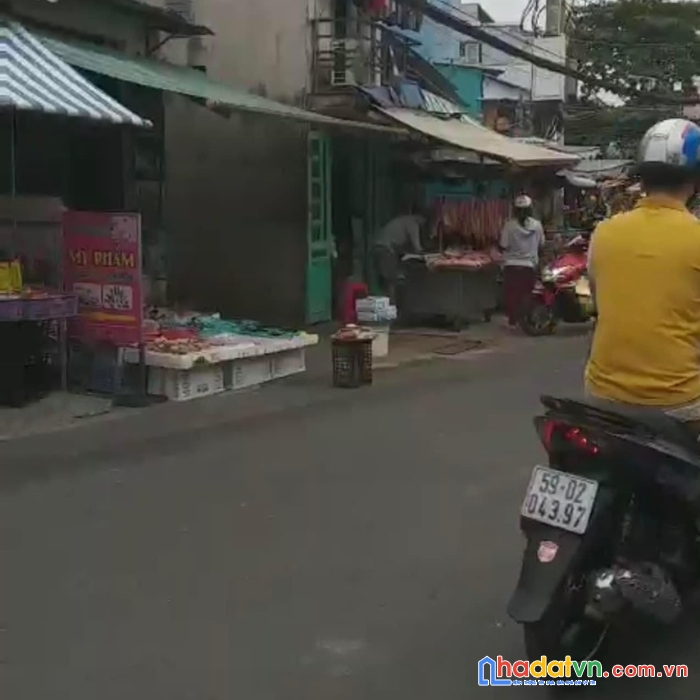 Bán nhà 2 mặt tiền kinh doanh- trần văn ơn- 2 tầng-104m2 chỉ 21.2 tỷ thương lượng.