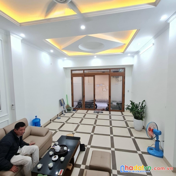 Bán nhà phố chính kinh - thanh xuân - 45m x 4 tầng - mặt tiền 4,5m - giá 4,2 tỷ - sđcc
