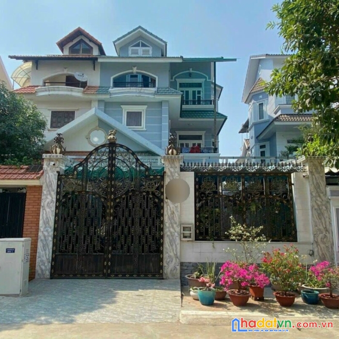Rẻ ko thể rẻ hơn -  ko mua mất ráng chịu ( bt 200m2 - 15,5 tỷ ) kđien