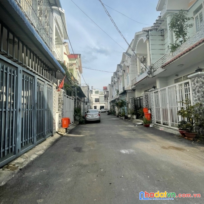 Bán nhà sổ riêng thổ cư phường hóa an.đường xe hơi