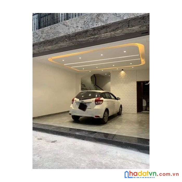 Bán nhà phố thái hà cầu thang máy - dt: 46m2 mt: 5.9m giá: 13.5 tỷ quận đống đa - phân lô - ôtô