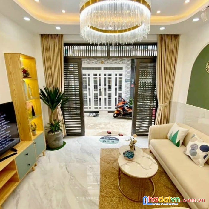 Quận 11 , bán nhà đường tôn thất hiệp  dt 35 m2 , giá 3.x tỷ