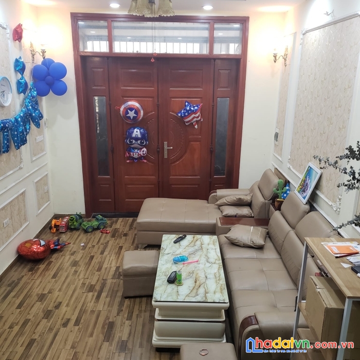 E mình còn dư 2 phòng ở đường thụy phương cần cho thuê