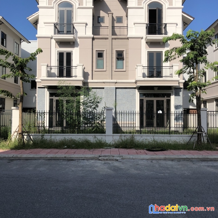 Bán 2 căn song lập centa city sát nhau - tổng 270 m2 - 13,26 tỷ - centa vsip bắc ninh