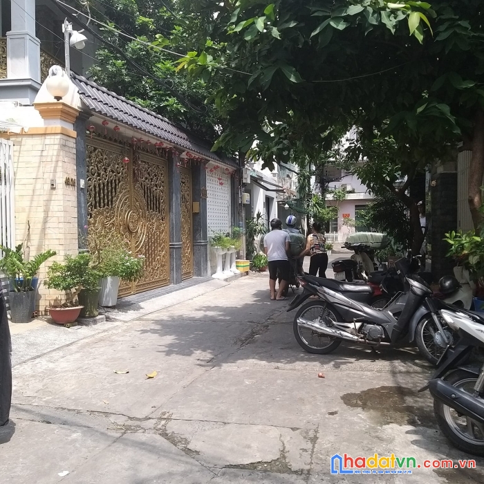 Nhà ngộp bank đường âu cơ, quận tân phú 81m2, 4 tầng giá 7.5 tỷ tl.
