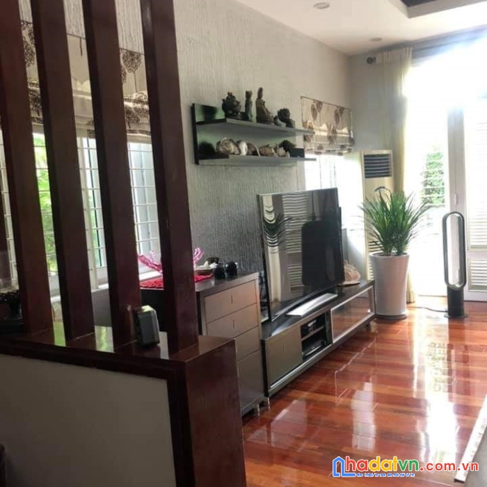 Gần đường - điện biên phủ 50m x 5 tầng, giá 8.3 tỷ.