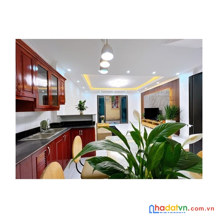 Vũ tông phan  nhỉnh 5 tỷ -  ô tô 5 tạ đỗ cửa  - full  nội thất