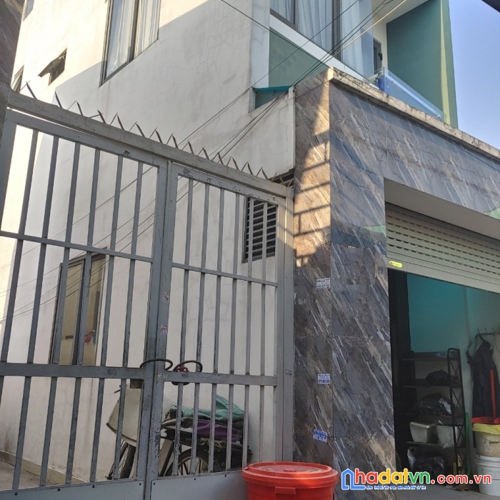 Bán nhà ở có 3 phòng phòng trọ, 6x20, tân thới nhất, q12, 3 tầng