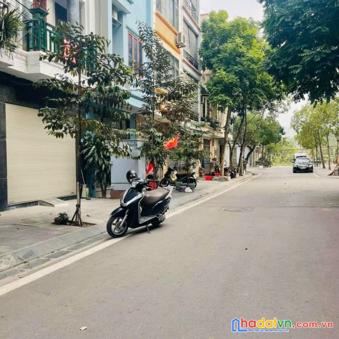 Nhà đẹp tđc x2a yên sở , hoàng mai , 4.5 tầng lung linh, phân lô ô tô tránh, kinh doanh vượng phát.
