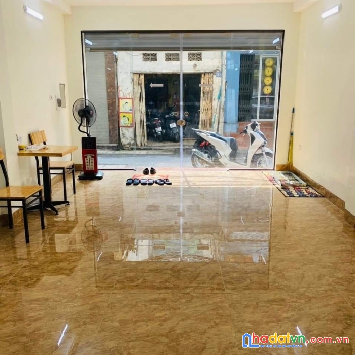 Bán nhà phố tân mai, ô tô đỗ cửa, cách phố 20m, 58m giá 6,2 tỷ