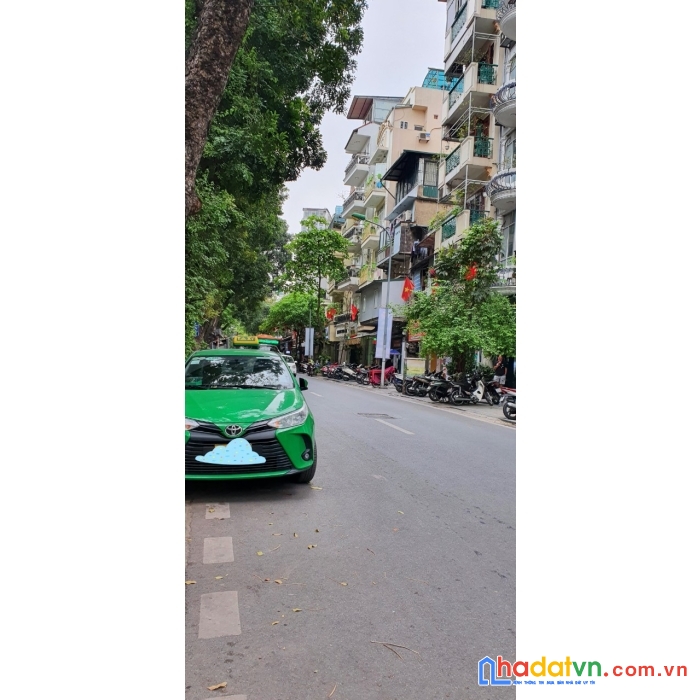 Bán nhà mặt phố hàng tre, hoàn kiếm 87m x mt5m x 6t thang máy, kd, ô tô giá 55 tỷ. lh: 0366051369