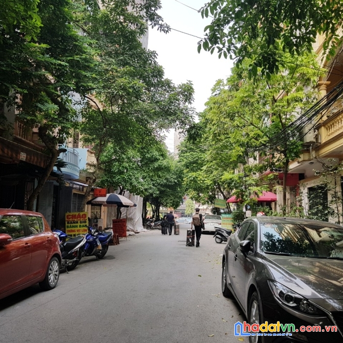 Bán nhà lô góc kinh doanh vải hè phố ngọc khánh la thành ba đình 8 tỷ.