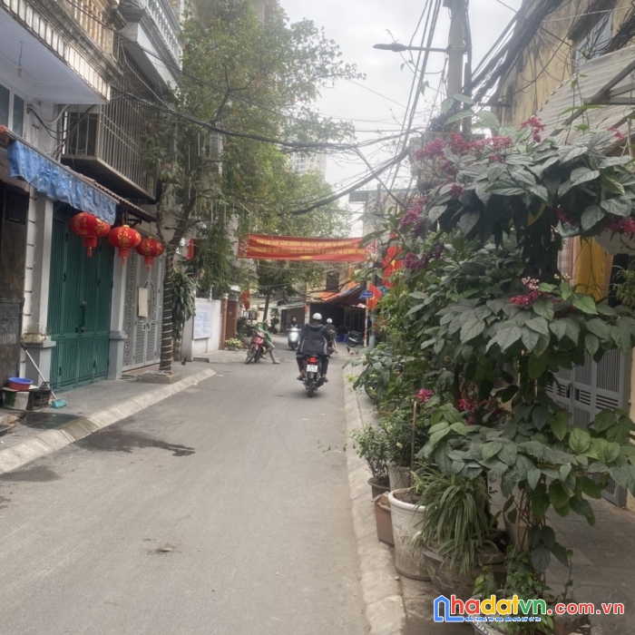 Cho thuê nhà tập thể tầng 1 số 6 nhà h3, ngõ 33, nguyễn an ninh, hoàng mai.