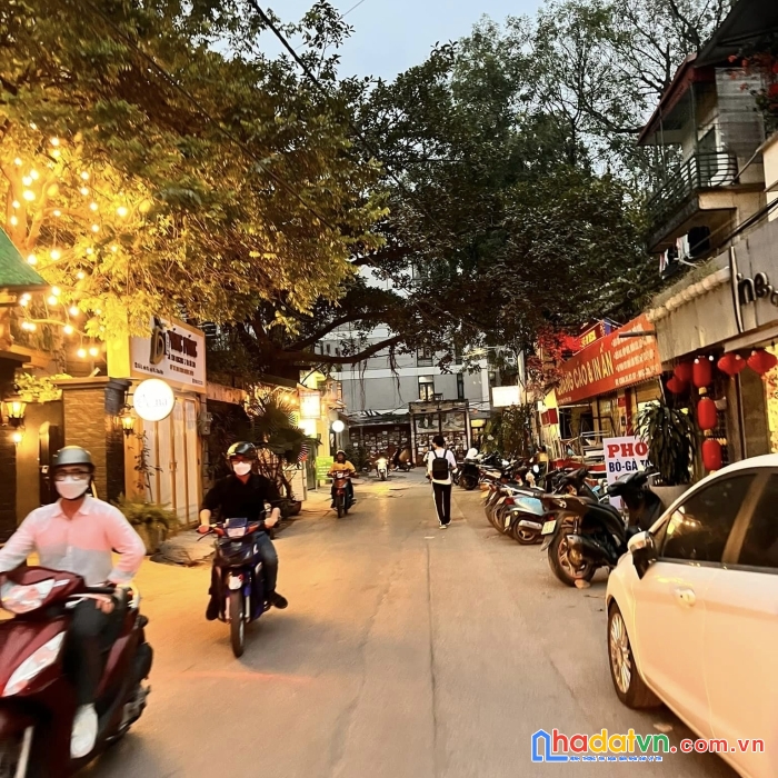 Bán nhà phố chùa bộc ,70m2 - 5 tầng - giá 11 tỷ 950 triệu