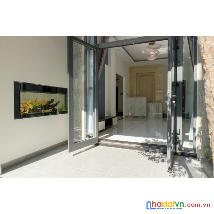 Cần bán khách sạn dương đình nghệ 4 tầng đang kinh doanh tốt