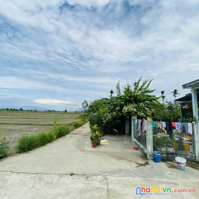 Tặng bộ thiết kế nhà vườn cho khách hàng mua 220 m2 đất điện tiến