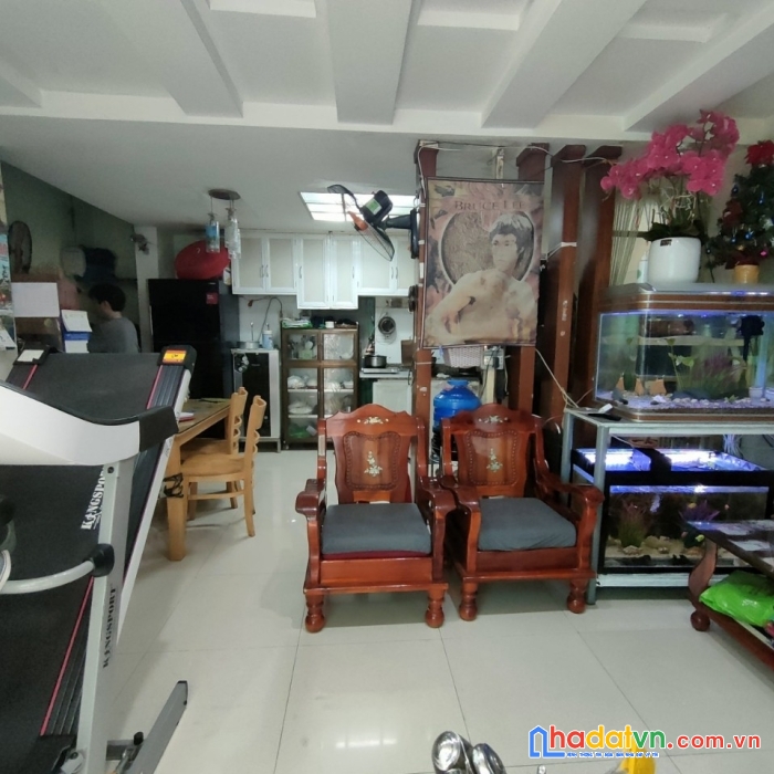 Bán nhà 1 sẹc đường số 8 bhh a 30m2 ngang 5 bề thế 2 tầng nhỉnh 2 tỷ