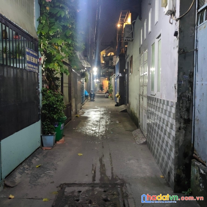 Bán nhà 4 tầng đường tây thạnh, hẻm ba gác trước nhà, 31m2 chỉ 4.2 tỷ, cách hẻm ô tô 28m.