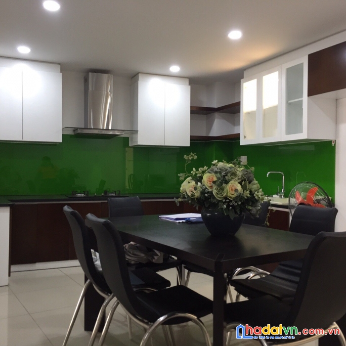Sở hữu ngôi biệt thự đẳng cấp sang trọng có 1 không 2 ngay trung tâm quận 11, đường đội cung