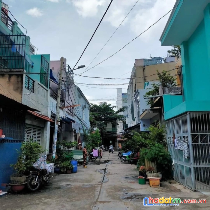 Bán nhà c4 đường phan anh, hèm xe tải tránh, 70m2 chỉ 5.1 tỷ, gần ngã 4 bốn xã