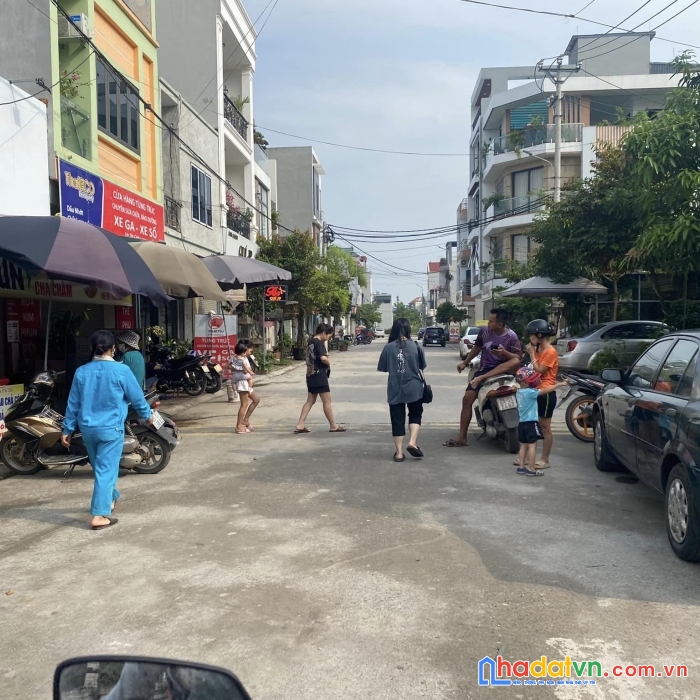 Chính chủ cần bán đất đấu giá x2 nguyên khê đông anh đường 20m kinh doanh