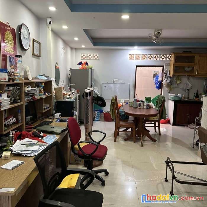 Hẻm xe tải né nhau - 76m2 - dòng tiền 10tr/th- đ.số 3. p9. gv