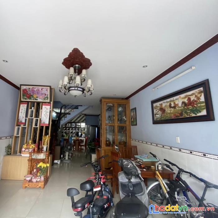 Hẻm ô tô_60m2_3 phòng ngủ_chỉ 4 tỷ sáu_vuông a4-nguyễn tư giản-phường 12, gò vấp