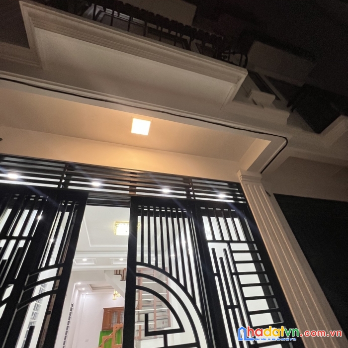 Bán nhà ngọc thụy ngõ 268 ngọc thụy mới 52mx5t nhỉnh 4 tỷ