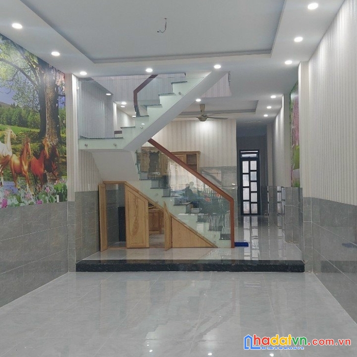 Siêu rẻ!!bán nhà 1 trệt 1 lầu kdc bửu long cách chợ chỉ 200m giá 4ty2