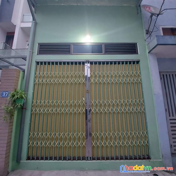 Chính chủ cho thuê nhà 50m2, chợ diêm gỗ, long biên