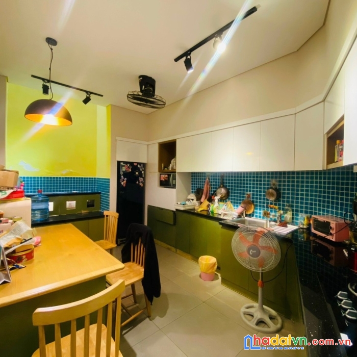 Cần bán gấp nhà hẻm nguyễn tri phương, f.14, quận 10. giá 11.5 tỷ