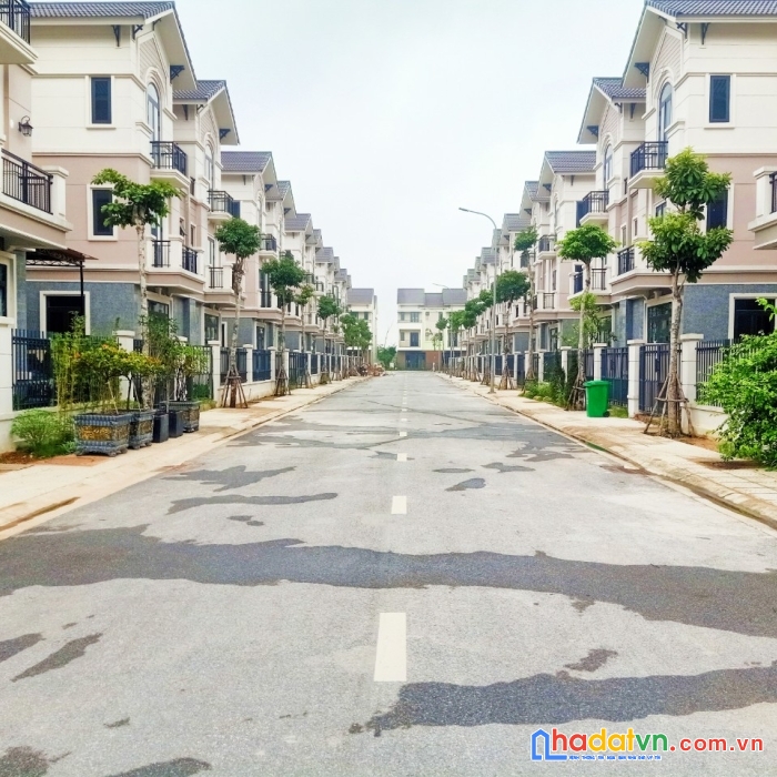 Bán biệt thự sân vườn giá tốt nhất dự án, pháp lý chuẩn , thanh khoản tốt.