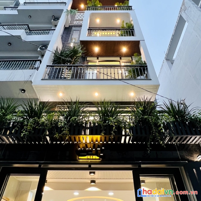 Trung tâm  gò vấp - 60m2 - xe hơi ngủ trong nhà - nội thất super vip - giá 9 tỷ