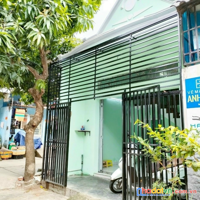 Bán nhà sẹc ngắn đường số 6  bình tân 40m2hxh 2 tầng 2 tỷ xx