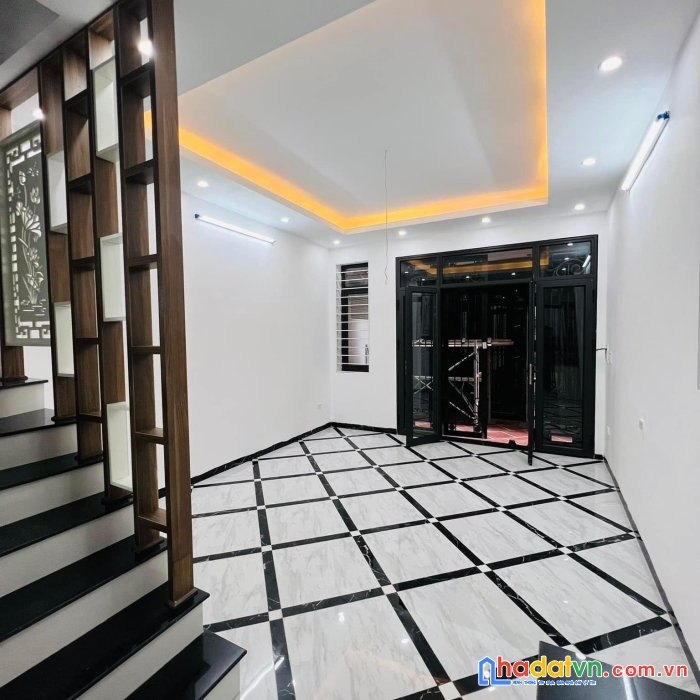 Bán nhà la dương - dương nội hà đông. nhà mới. dt 32m. 5 tầng. giá 2,85 tỷ