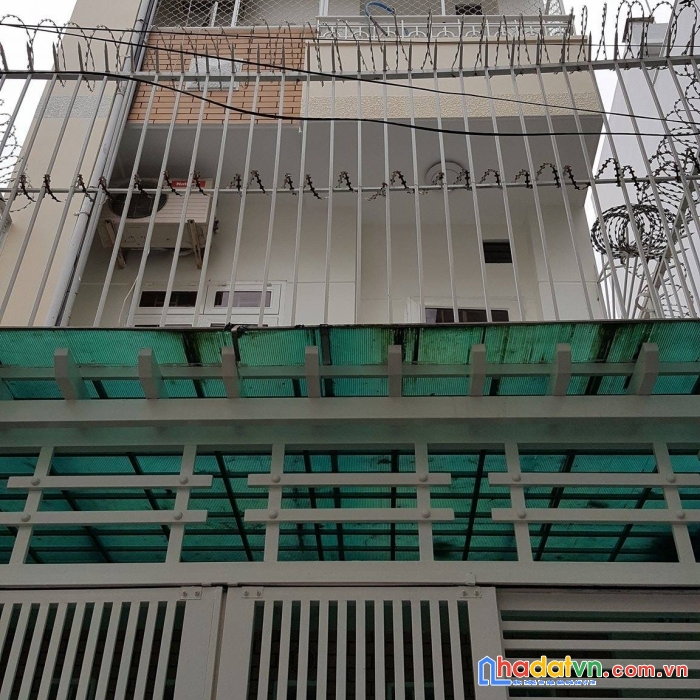 Bán nhà hxh  nguyễn thị huỳnh phú nhuận tp.hcm giá rẽ