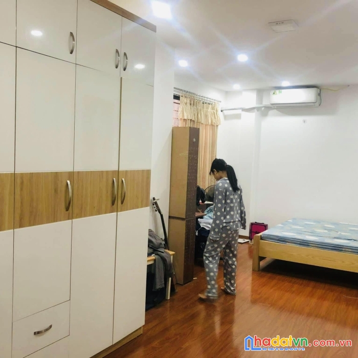 Bán nhà quan nhân, thanh xuân, ở ngay, 50m 5 tầng, giá 4.45 tỷ