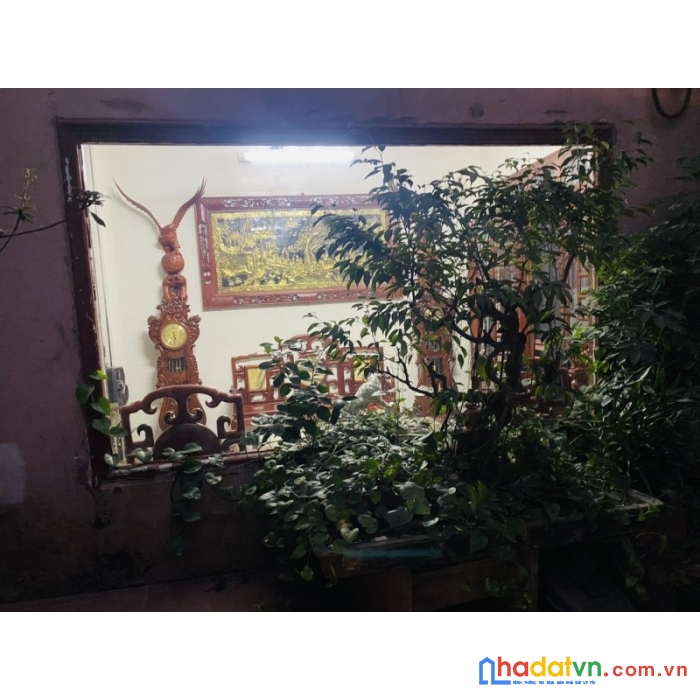 Bán nhà đê trần khát chân hai bà trưng 299m2 x 3 tầng mt 17m giá 32 tỷ