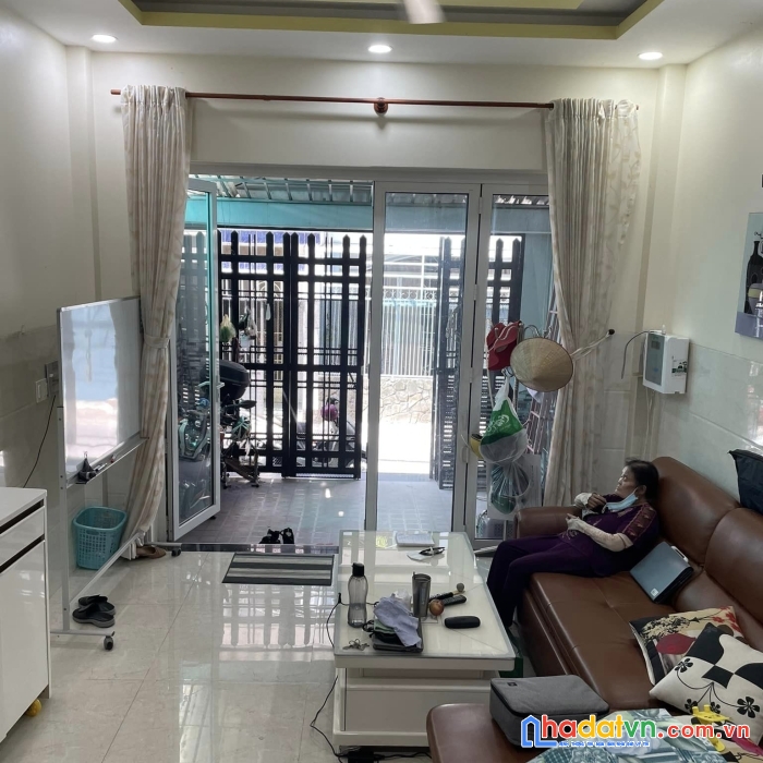 Nhà 3 tầng trần xuân soạn giáp hoàng trọng mậu khu himlam